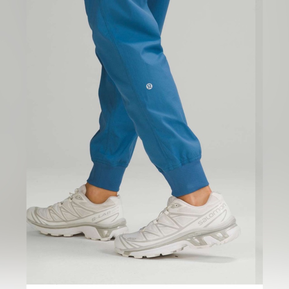 Lululemon Athletica Teal Jogger Pants - Picture 4 of 13